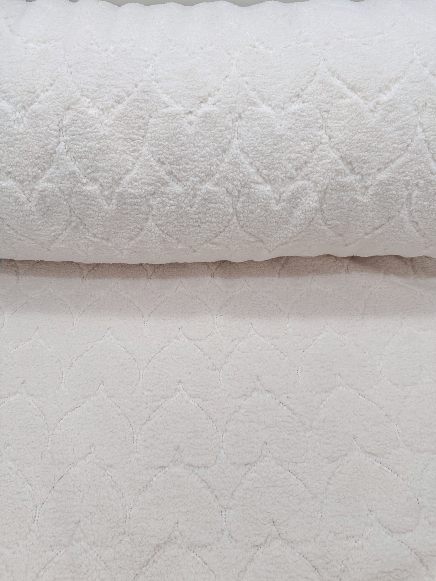 Meterware Teddyfleece Ecru mit Herzen