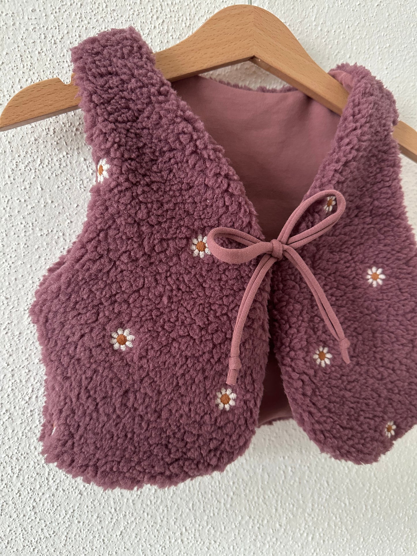 Teddyweste Blumen Beere