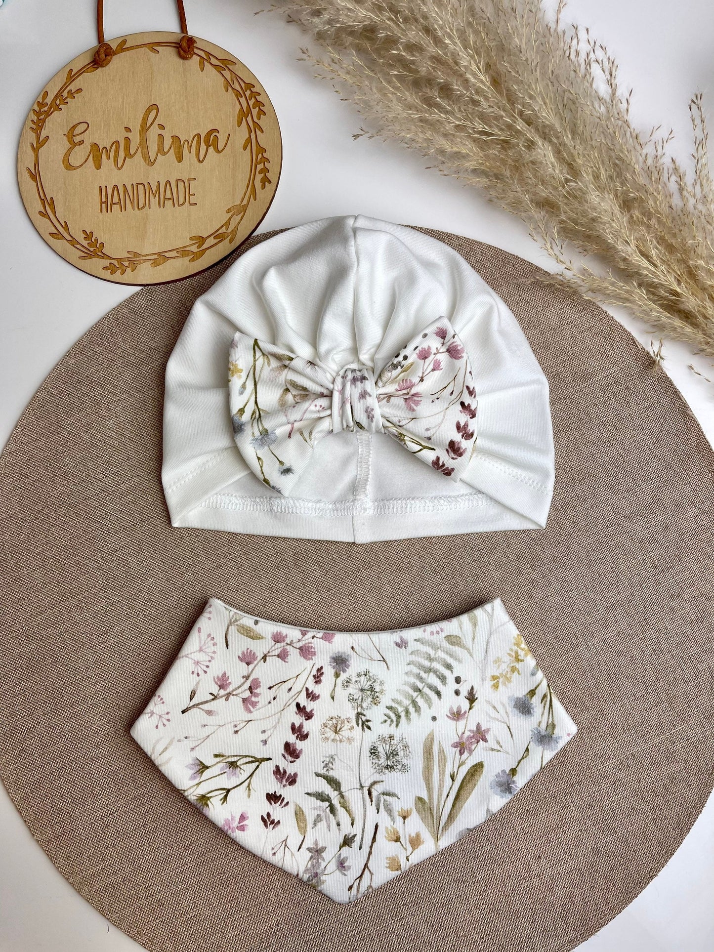 Set Turbanmütze & Halstuch Baby Kleinkind Kind weiß Blumen und Gräser