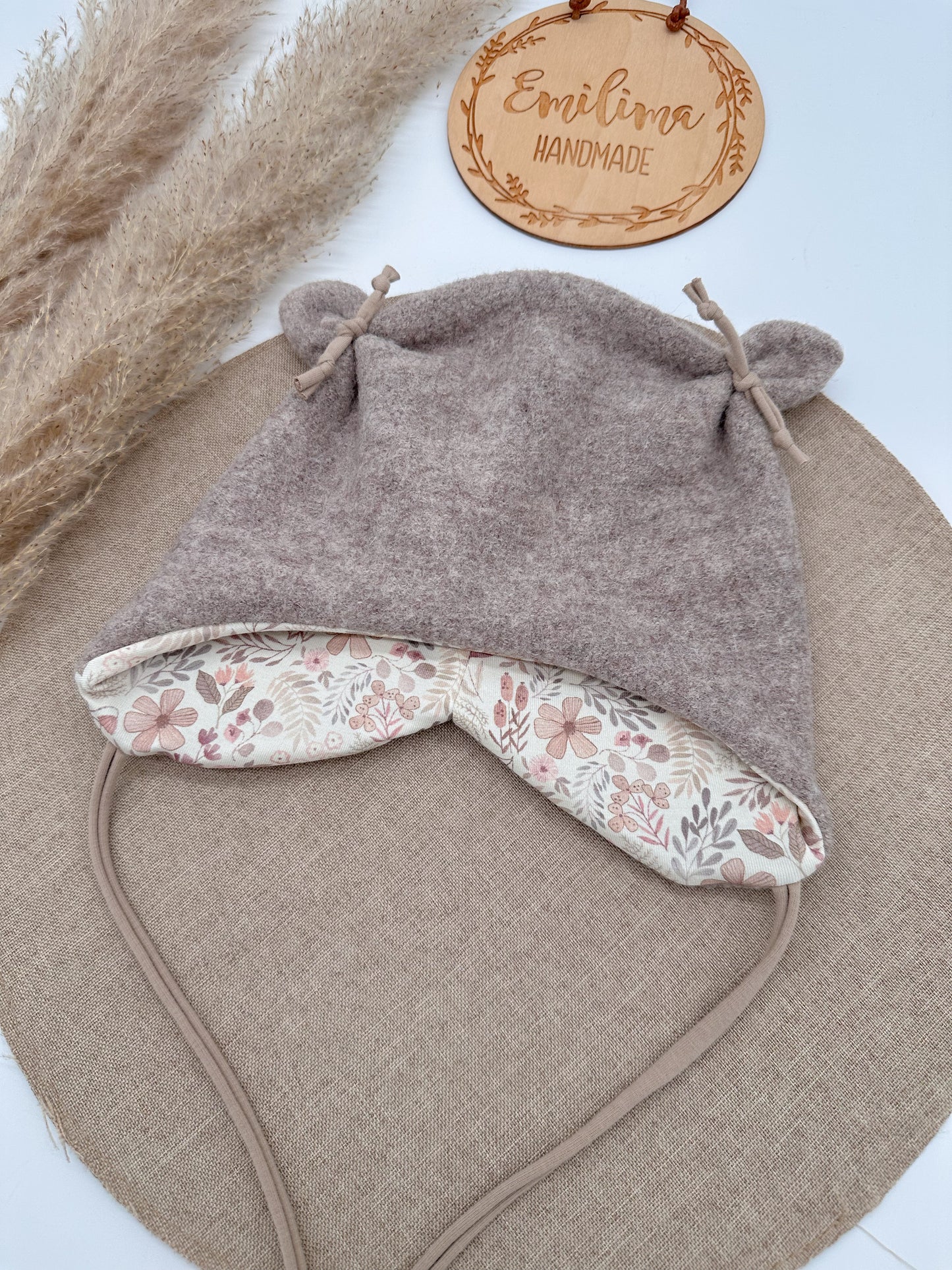 Walkmütze Haselnuss meliert mit Öhrchen