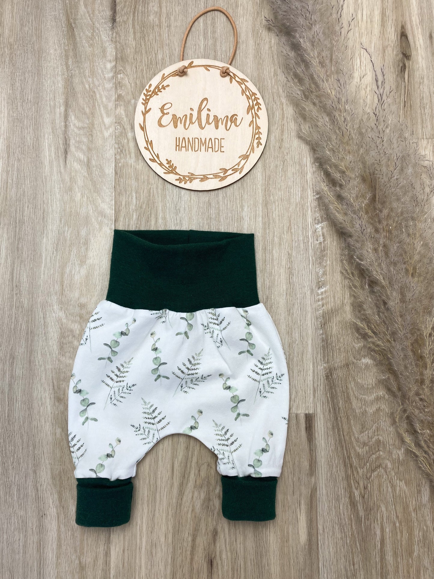 Pumphose Baby Baggypants Eukalyptus grün creme Babyhose Jerseyhose