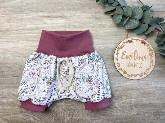 Kurze Pumphose Babyhose Blumen und Gräser altrosa Blumen Mädchen