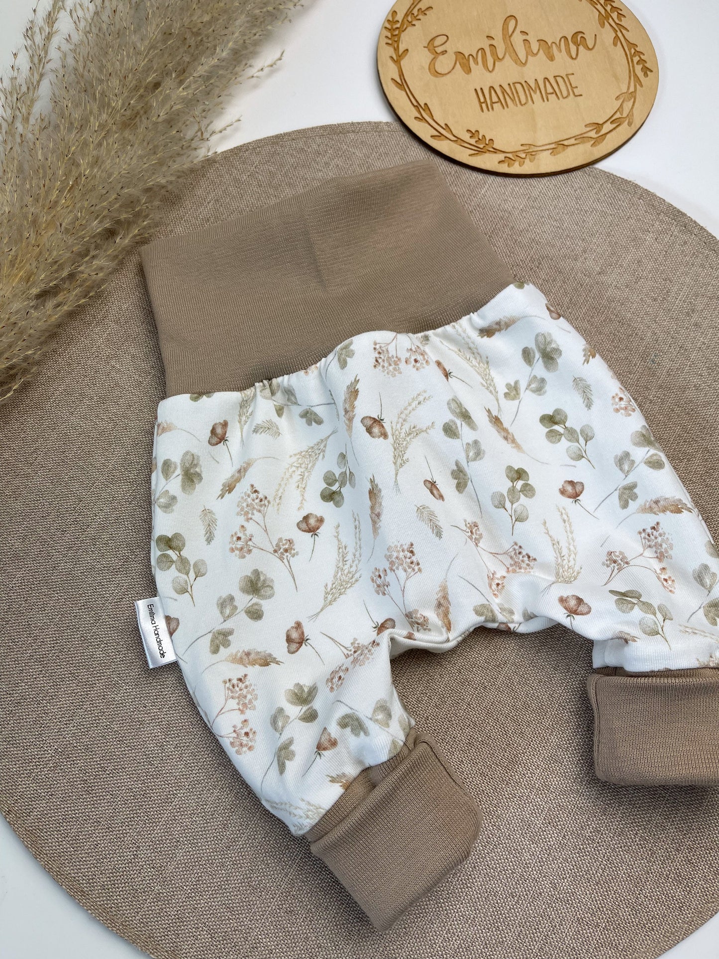 Pumphose Baggyhose getrocknete Blumen Sand Weiß