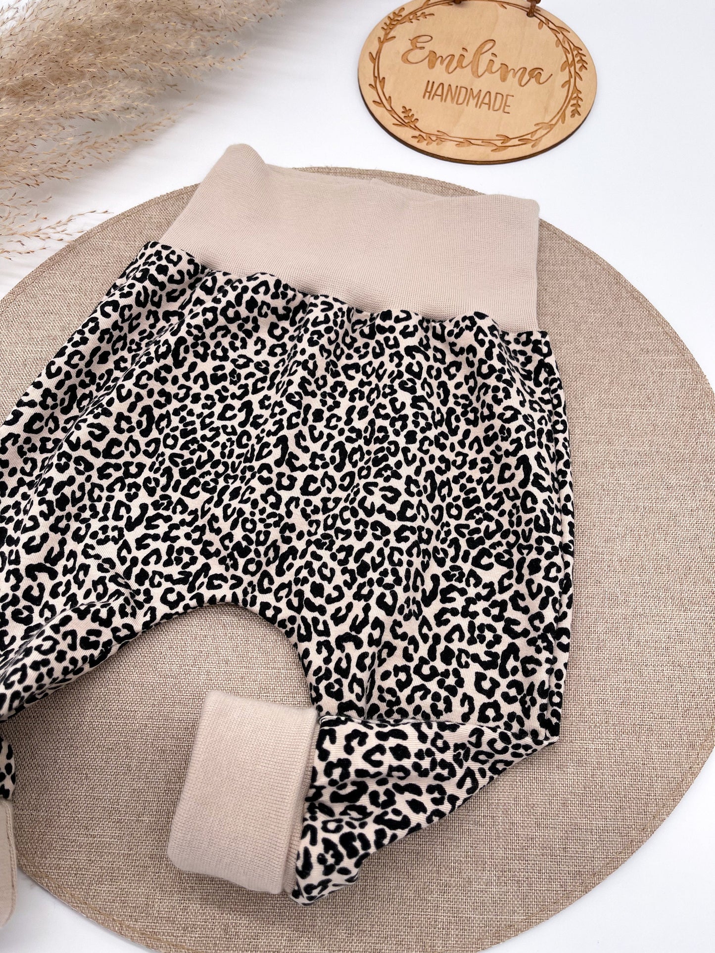 Pumphose/ Baggypants Baby Kleinkind Leoprint Leo Sand Beige