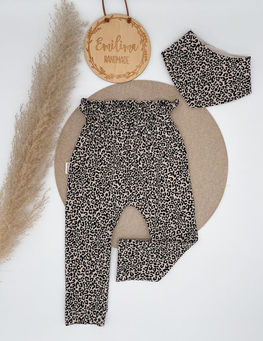 Set Paperbagpants Halstuch Baby Leo Sand Baby Kleinkind